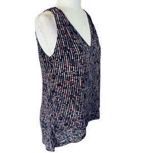 White House Black Market V-Neck Sleeveless Geometric Pattern Blouse - Size S